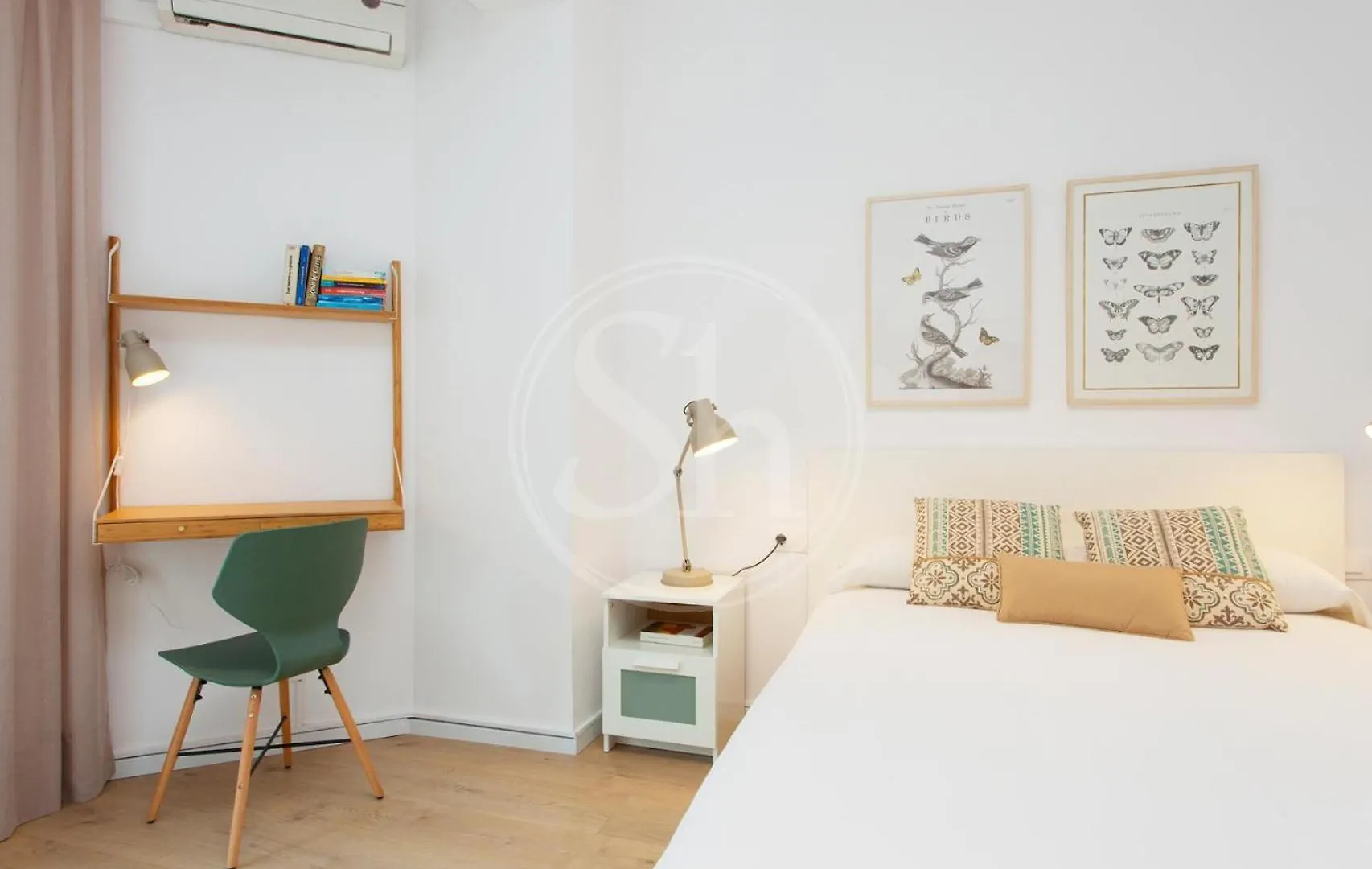 Agradable Y Luminoso Apartamento Ideal Para 5 Barcelona 0*,  Spanien